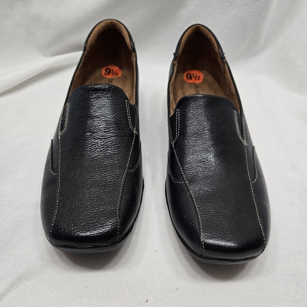 Natural Soul NWT Slip On Leather Black Casual Fall Loafers Size 9.5M